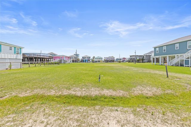 231 Coral Court, Surfside Beach, TX 77541