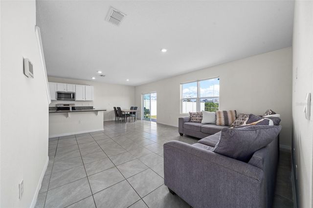 3699 GIORGIO DRIVE, Winter Haven, FL 33884