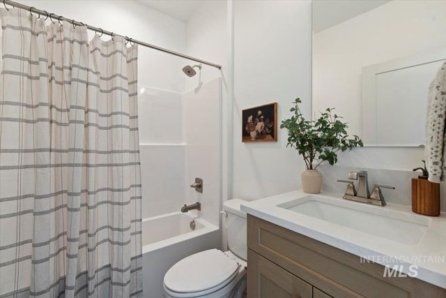 7398 W Millhouse St Bridger-Multi Gen, Eagle, ID 83616