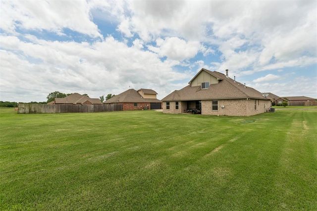3738 Remington Drive, El Reno, OK 73036