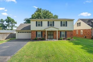 5255 SENECA AVE, Memphis, TN 38117