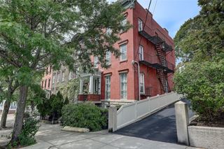 102 Bowen Street 3, Providence, RI 02906