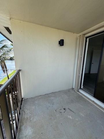 13404 SW 62nd St 101L, Miami, FL 33183