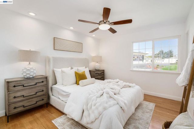 7434 7434 Larkdale Ave, Dublin, CA 94568