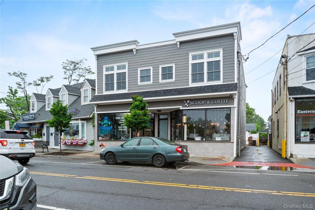 269 Bayville Avenue 3, Bayville, NY 11709