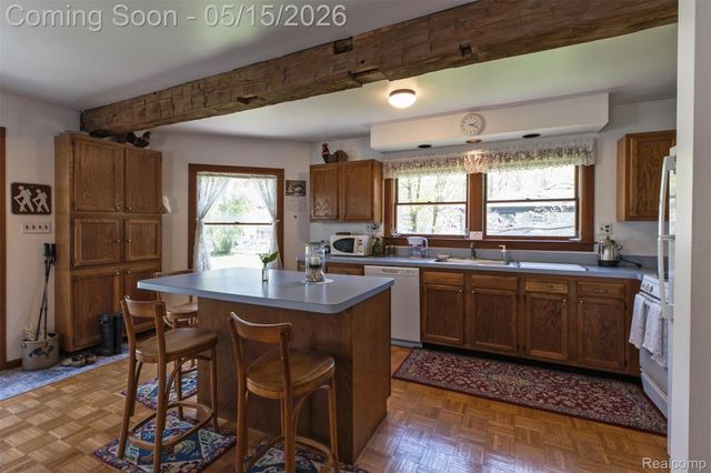 25425 6th Street, Grosse Ile Township, MI 48138