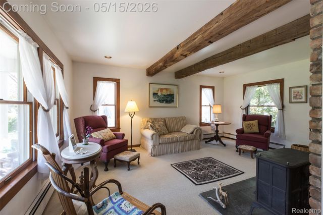 25425 6th Street, Grosse Ile Township, MI 48138