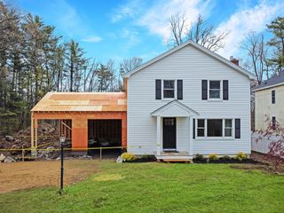 7 Lakeshore Dr, Georgetown, MA 01833