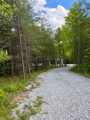 600 Green Brier Lane, Dunlap, TN 37327