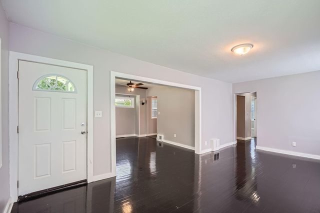 2810 Penn Avenue N, Minneapolis, MN 55411