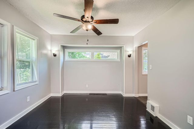 2810 Penn Avenue N, Minneapolis, MN 55411