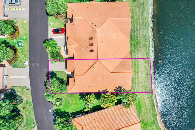 11184 Sangria Ct, Boca Raton, FL 33498
