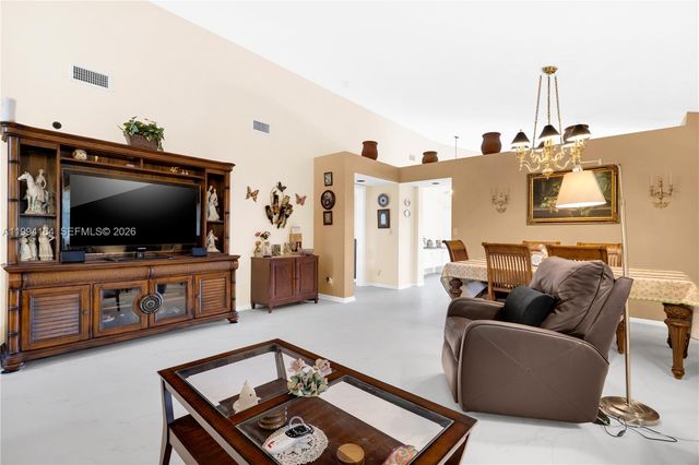 11184 Sangria Ct, Boca Raton, FL 33498