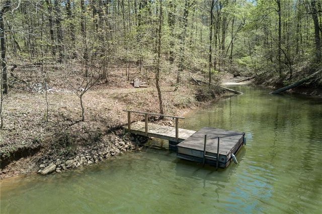 1279 Coneross Point Drive, Seneca, SC 29678