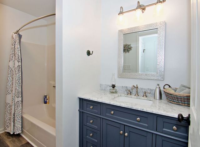 1279 Coneross Point Drive, Seneca, SC 29678