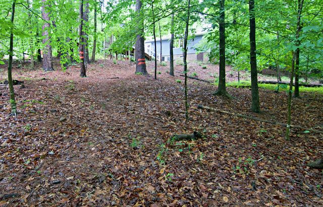 1279 Coneross Point Drive, Seneca, SC 29678