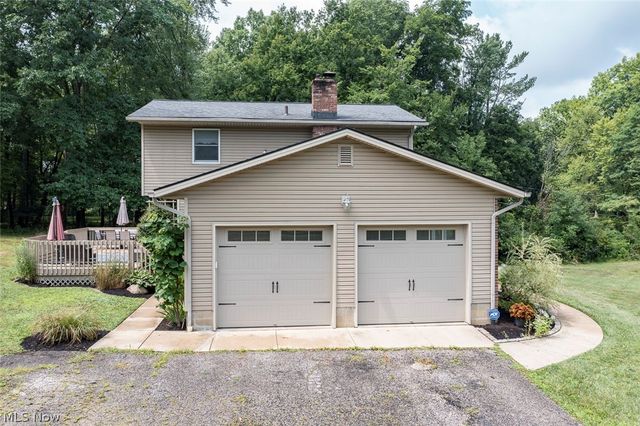 3090 Sourek Road, Akron, OH 44333