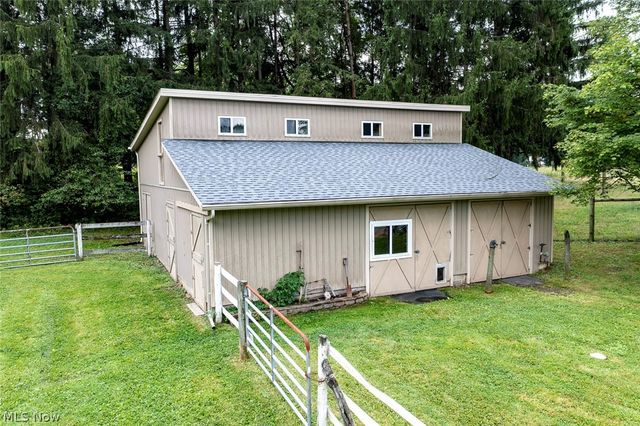 3090 Sourek Road, Akron, OH 44333