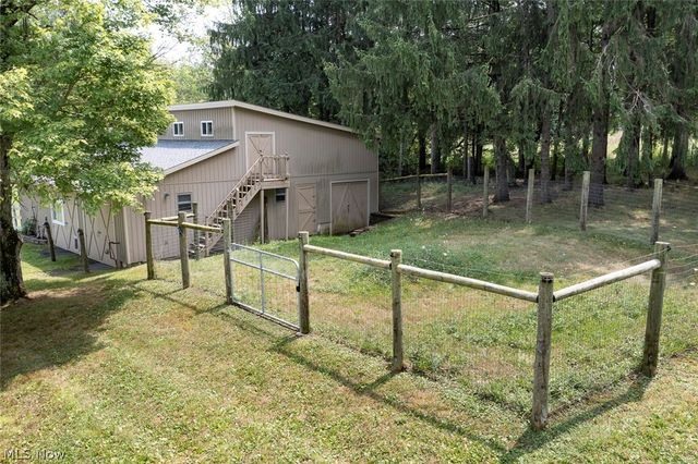 3090 Sourek Road, Akron, OH 44333