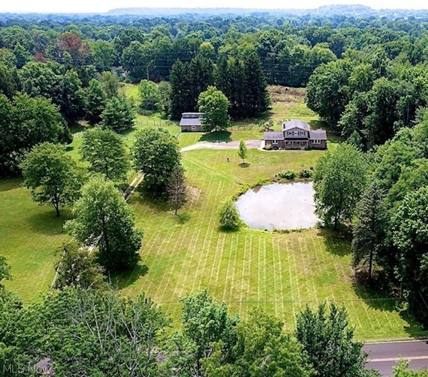3090 Sourek Road, Akron, OH 44333