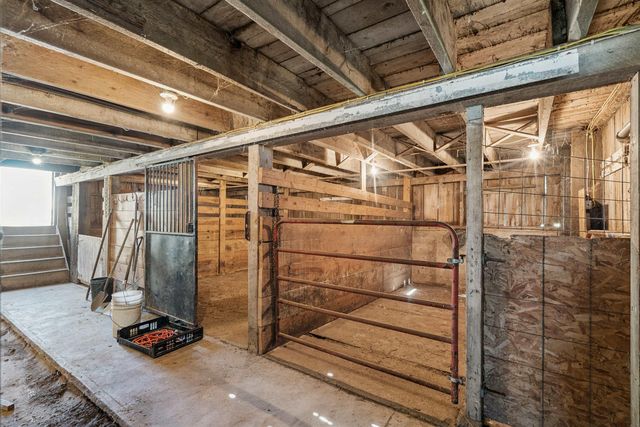 19068 Lincoln Road, West Union, IA 52175