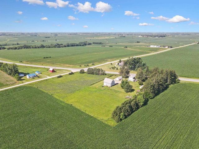 19068 Lincoln Road, West Union, IA 52175