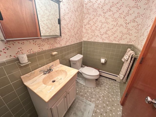174 Upper County 2-5, Dennis, MA 02639