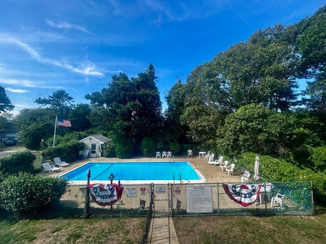 174 Upper County 2-5, Dennis, MA 02639
