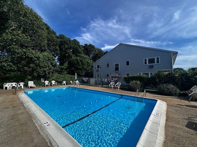 174 Upper County 2-5, Dennis, MA 02639