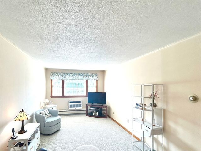174 Upper County 2-5, Dennis, MA 02639