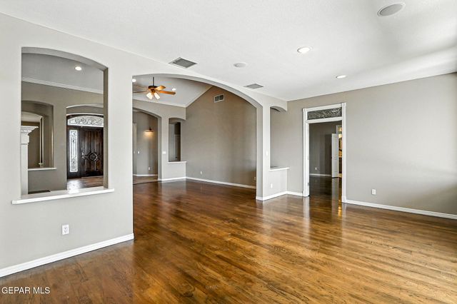 6368 LA POSTA Drive, El Paso, TX 79912