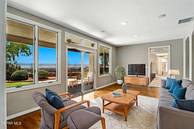 6368 LA POSTA Drive, El Paso, TX 79912