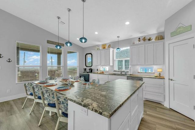 4415 Strand Avenue, Crystal Beach, TX 77650