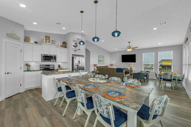 4415 Strand Avenue, Crystal Beach, TX 77650