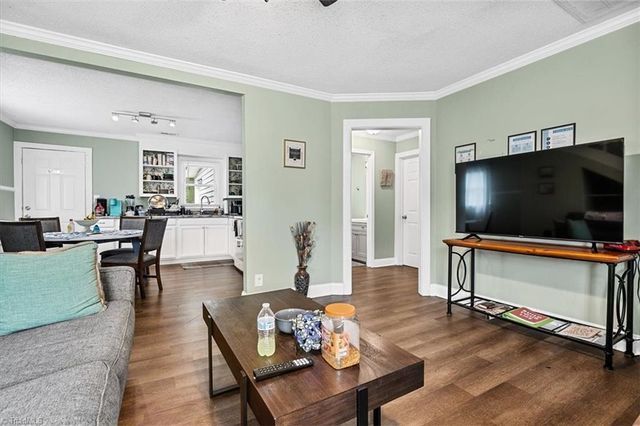 226 Friendly Avenue, High Point, NC 27260