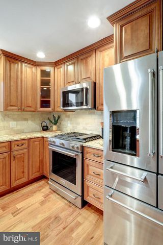 152 KINGS GATE DR, Lititz, PA 17543