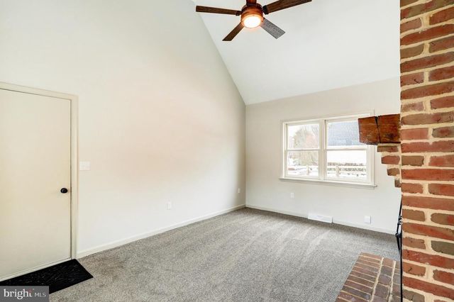 152 KINGS GATE DR, Lititz, PA 17543