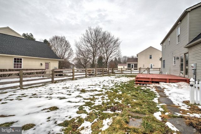 152 KINGS GATE DR, Lititz, PA 17543