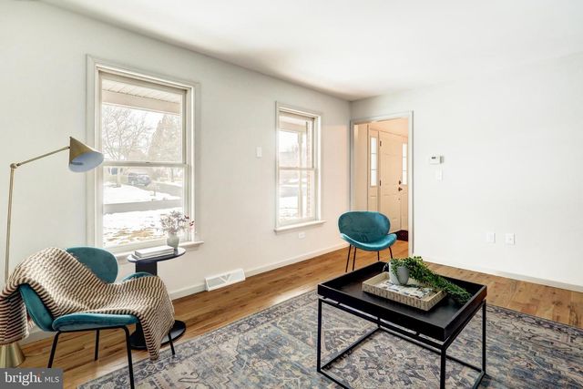 152 KINGS GATE DR, Lititz, PA 17543