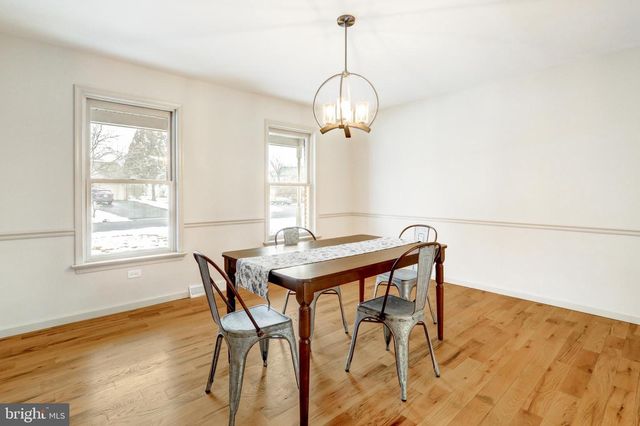 152 KINGS GATE DR, Lititz, PA 17543