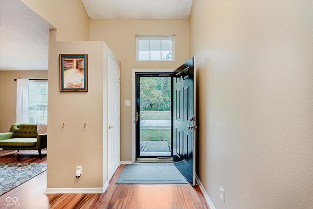 9011 Harrison Run Court, Indianapolis, IN 46256
