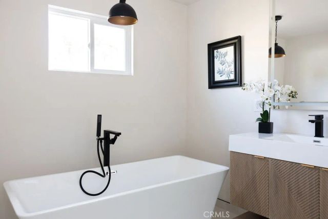 605 W Gaillard, Glendora, CA 91740