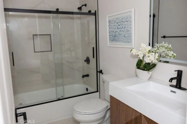 605 W Gaillard, Glendora, CA 91740