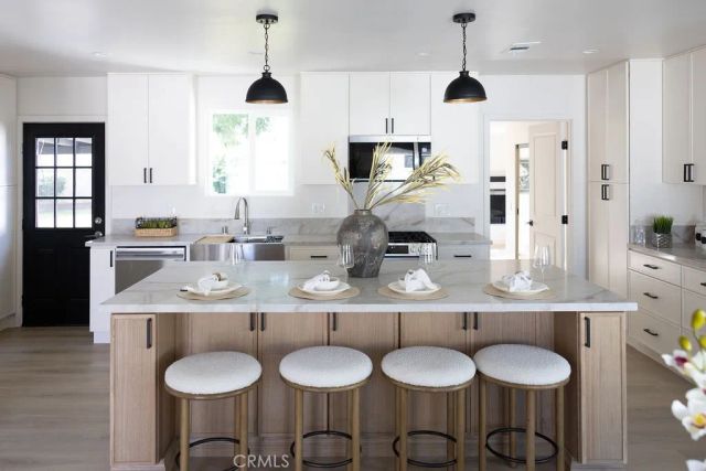 605 W Gaillard, Glendora, CA 91740