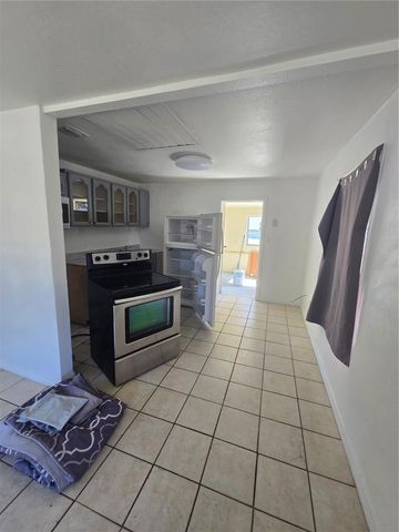 1835 WILTON AVENUE A&B, Orlando, FL 32805