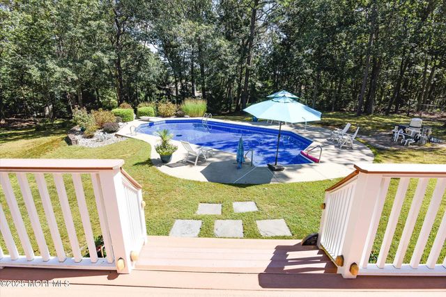 14 Bittersweet Drive, Jackson, NJ 08527