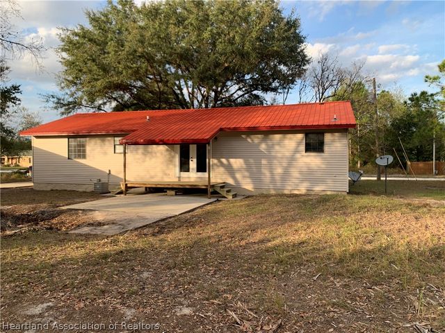 2225 N Unicorn Road, Avon Park, FL 33825