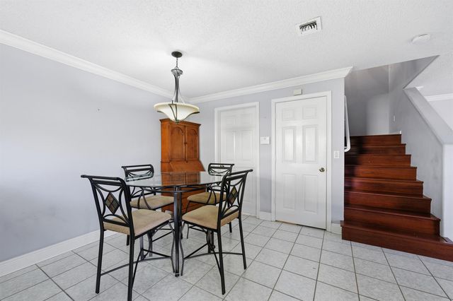 2924 SW 22nd Circle 17c, Delray Beach, FL 33445