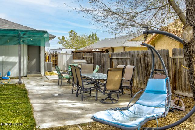 521 Meadow Glen Drive, Fallon, NV 89406