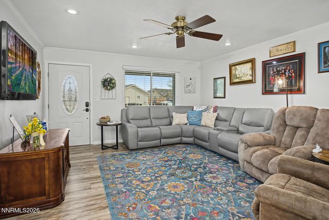 521 Meadow Glen Drive, Fallon, NV 89406